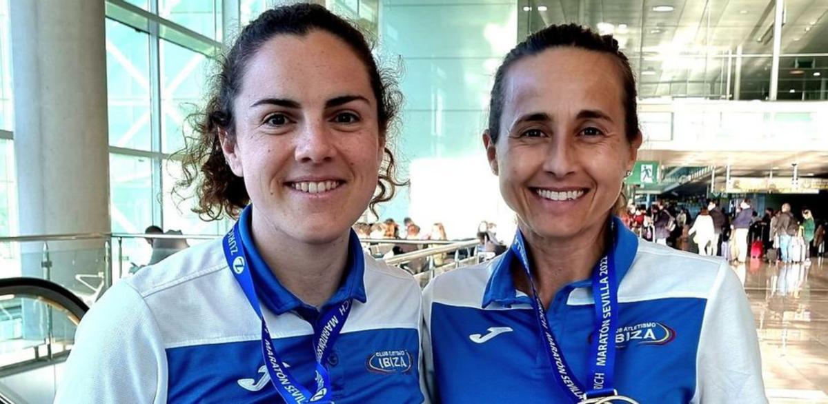 Jessica González y Rebeca Hernández, atletas del CAI.  | CAI