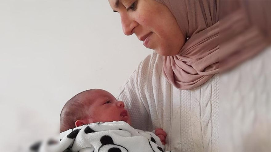 Una diputada de Vox, denunciada en la Fiscalía por delito de odio a la madre marroquí del primer bebé nacido en 18 años en un pueblo de Zamora