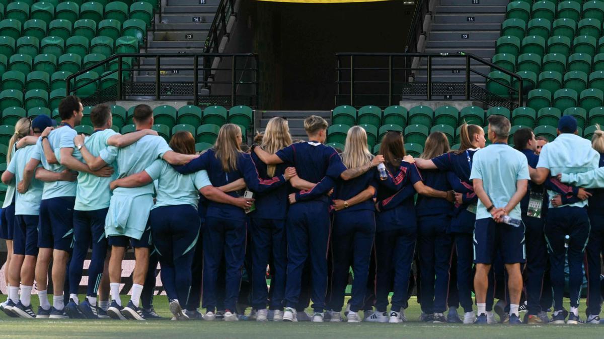 El FC Barcelona femenino durante el entrenamiento de este viernes en Lisbo para disputar mañana la final de la Liga de Campeones femenina contra el Arsenal