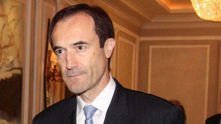 La Fundación Unicaja aumenta su poder en el banco frente a Manuel Menéndez