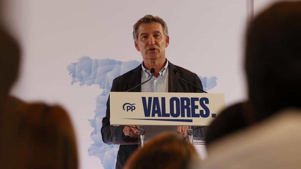El presidente del PP, Alberto Núñez Feijóo, este martes, en Logroño.