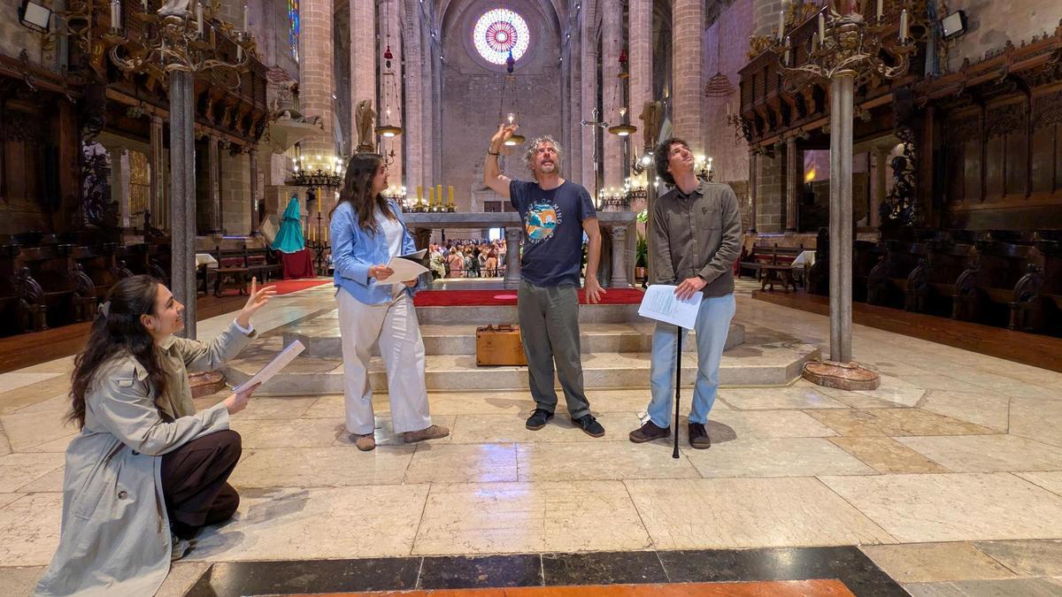 Rutas teatralizadas para descubrir la intervención que hizo Gaudí en la Catedral de Mallorca Rutas teatralizadas para descubrir la intervención que hizo Gaudí en la Catedral de Mallorca