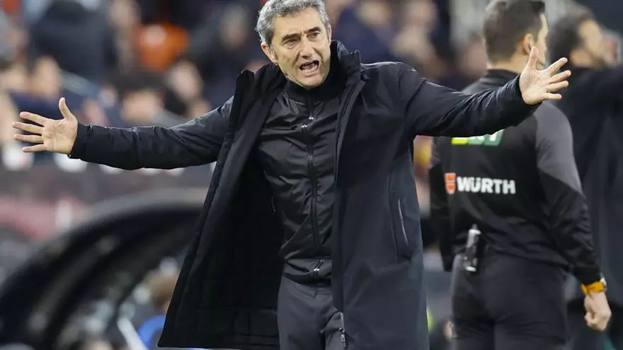 Ernesto Valverde, frente a los invencibles