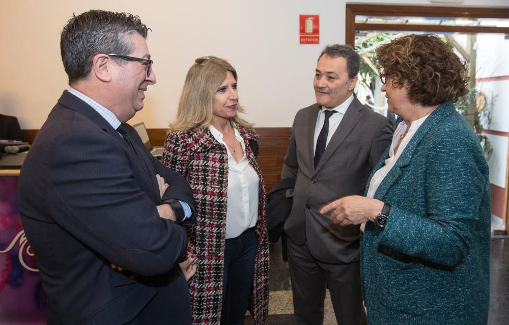 Asistentes al desayuno-coloquio organizado por el Foro Alicante