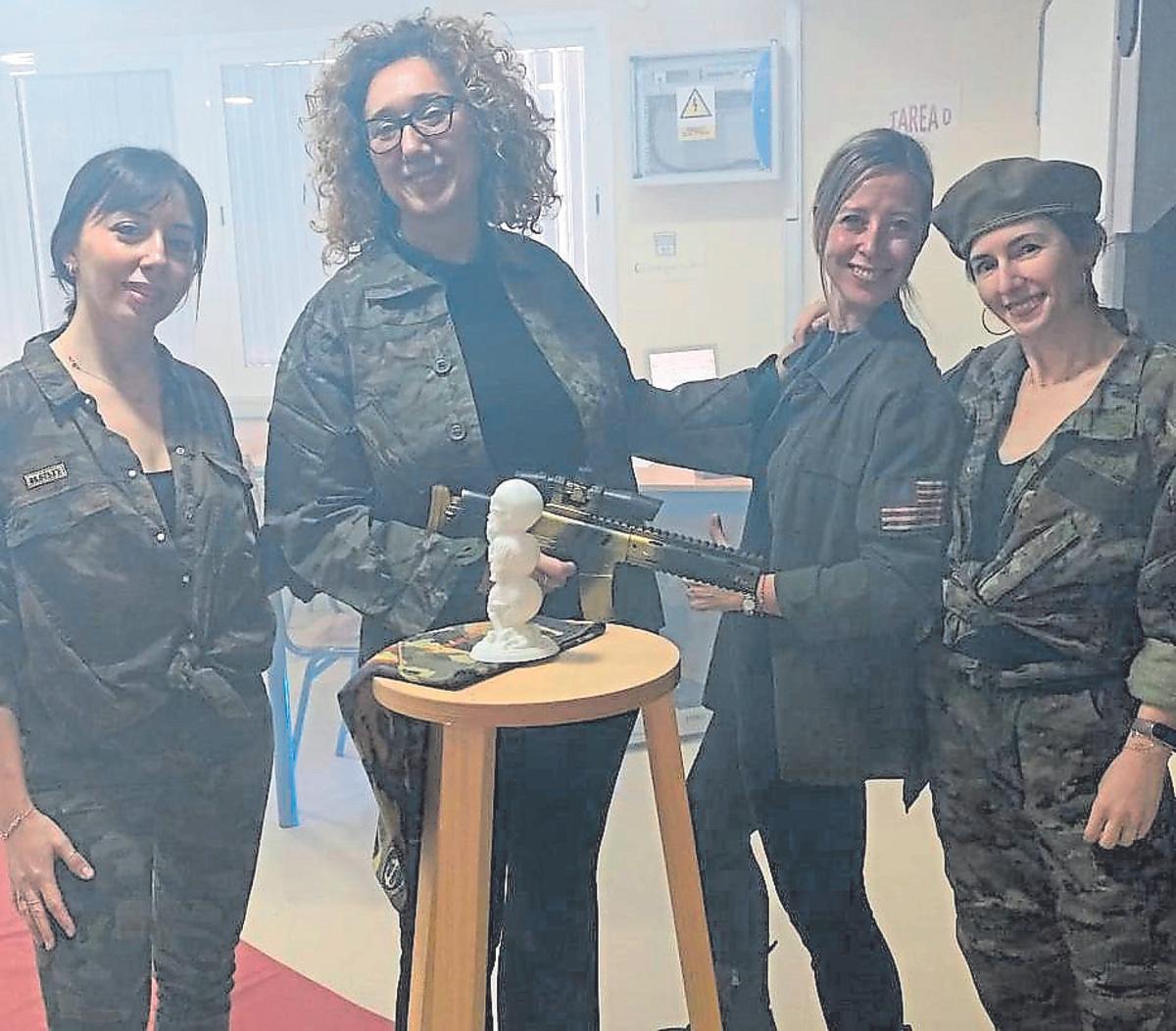 El grupo 'Las chicas son guerreras'.