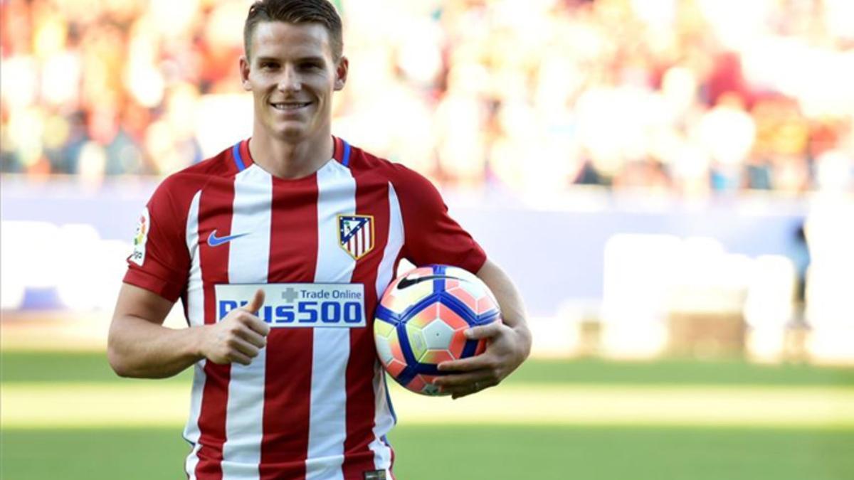 Gameiro eligió el Atlético para jugar más minutos