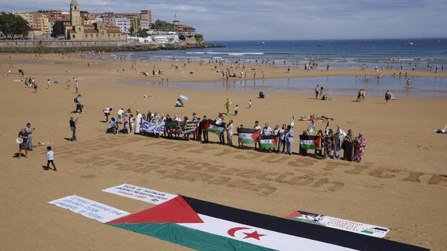 Proclama en Gijón por la independencia del Sahara, previa a la manifestación de mañana
