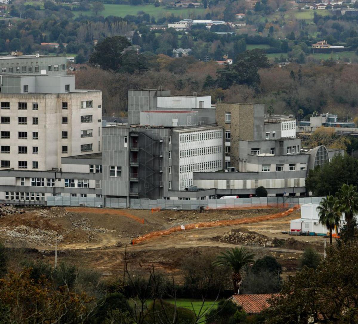 Movimientos de tierra en la finca de ampliación de Cabueñes. | Juan Plaza