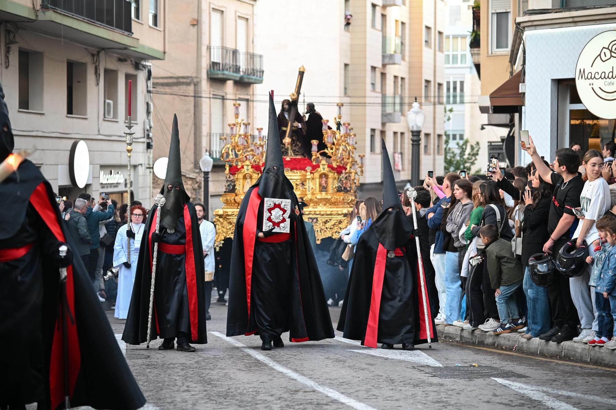 Las mejores imágenes del Martes Santo en Elche