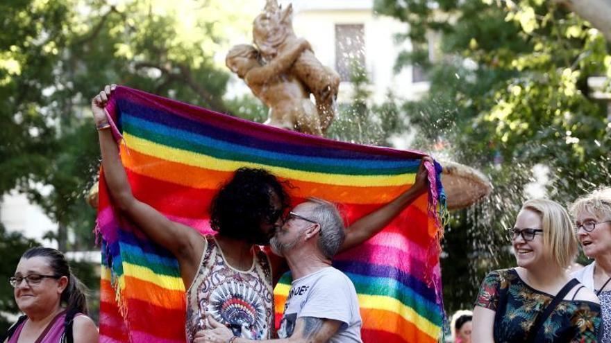 &#039;Mayores sin armarios&#039;, el apoyo a los pioneros de la lucha Lgtbi en España