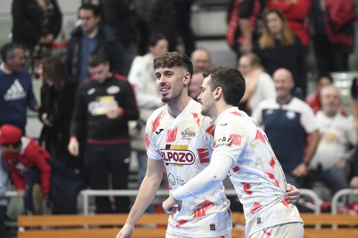 Las imágenes del empate entre El Pozo y el Barça