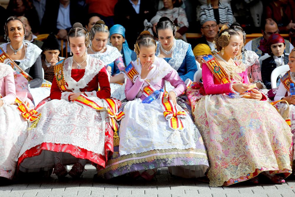 Homenaje a la Senyera de las fallas del Marítimo