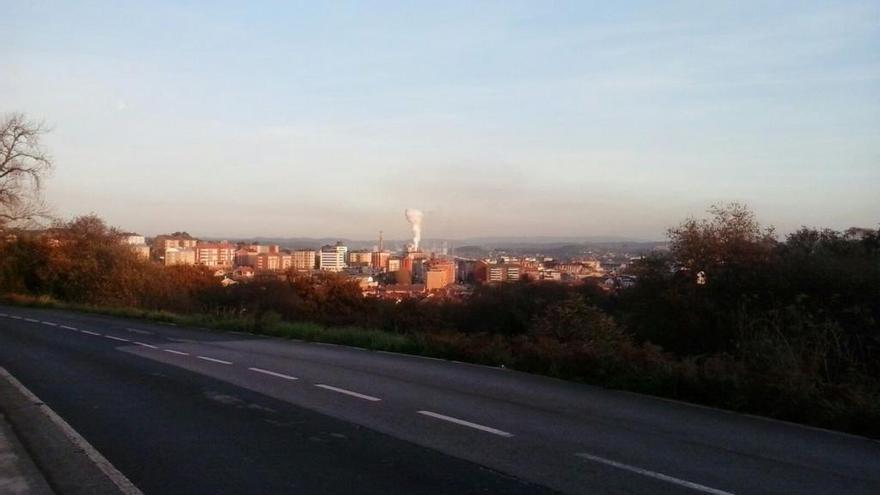 Instalaciones fabriles en Avilés.