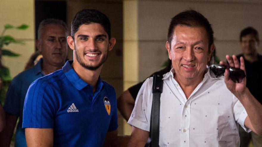 El Valencia CF confirma que ha cerrado el contrato de Guedes