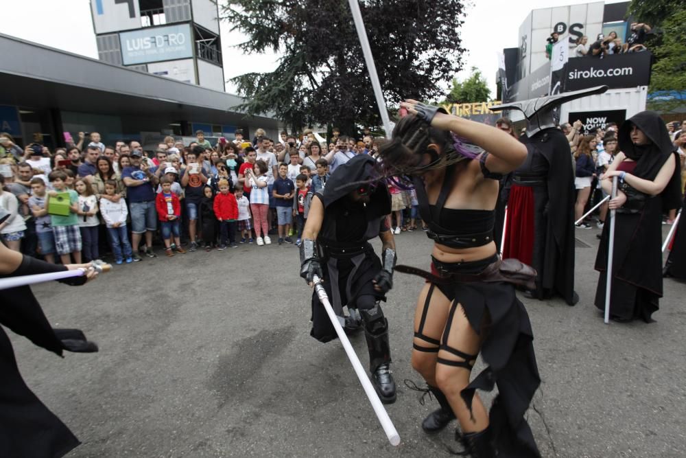 Desfile de "Starwars" en Metrópoli