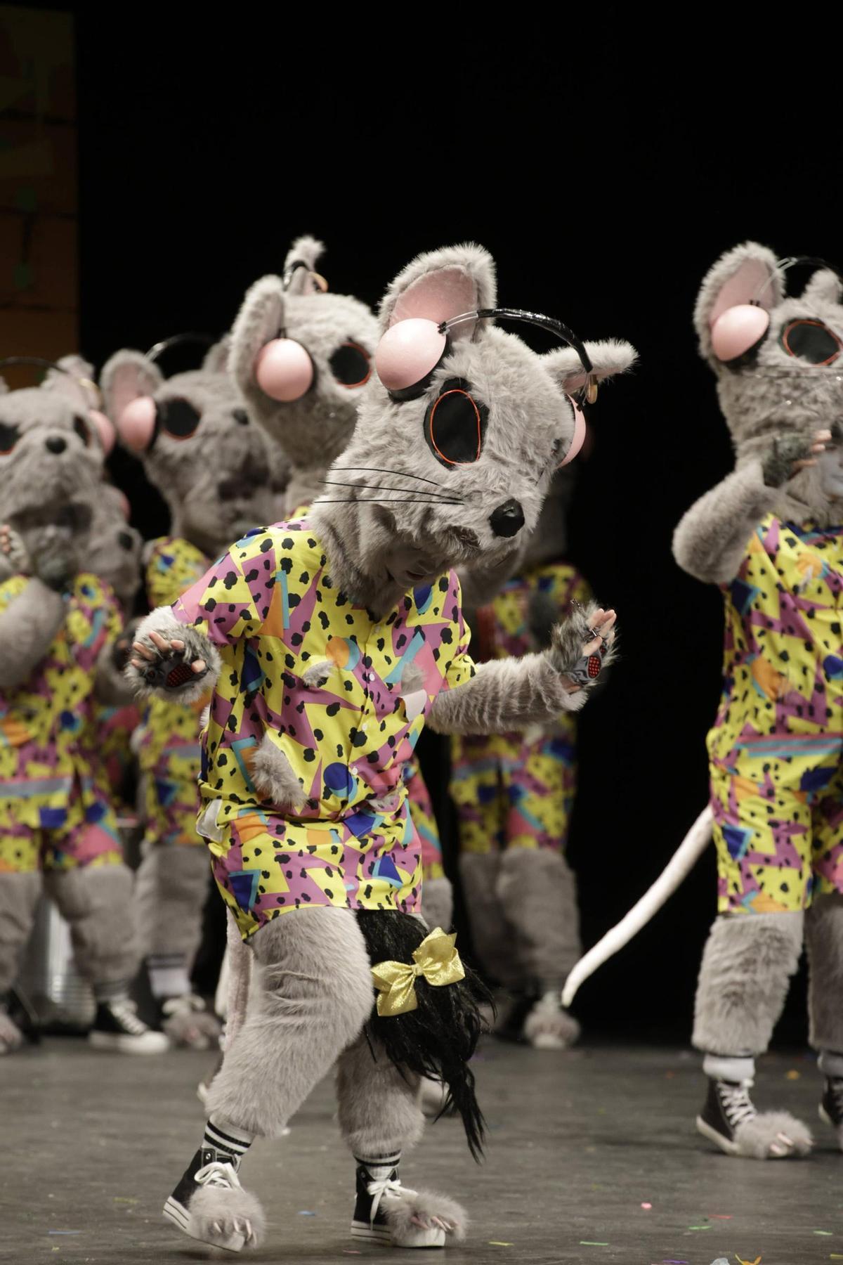 El primer pase del concurso de charangas de Gijón, en imágenes