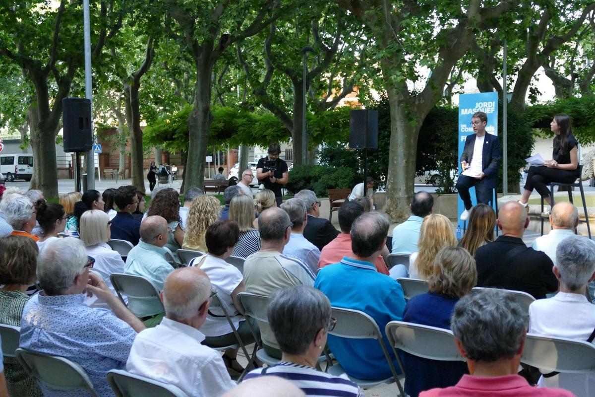 EN IMATGES | Jordi Masquef oficialitza la seva candidatura per a les eleccions municipals de 2027 a la plaça de l'Estació EN IMATGES | Jordi Masquef oficialitza la seva candidatura per a les eleccions municipals de 2027 a la plaça de l'Estació