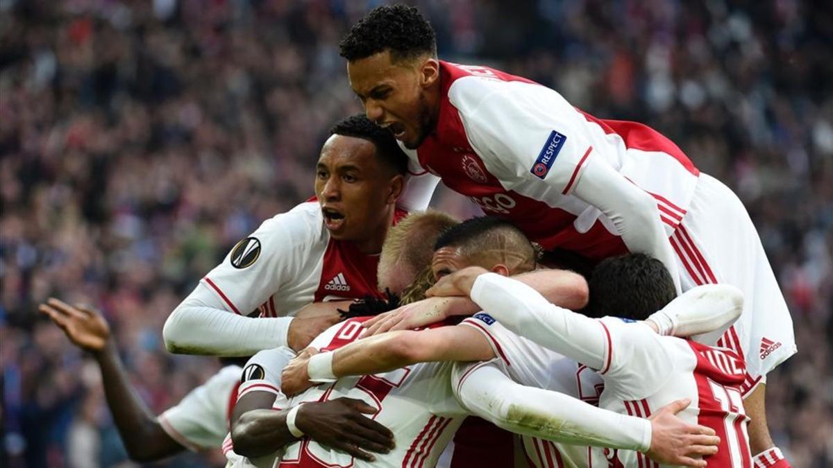 Un Ajax imponente pasó por encima del Olympique de Lyon y dio un gran paso hacia la final