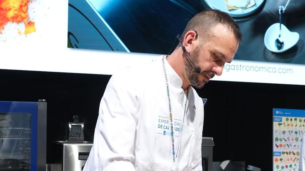 El cocinero Adrián Valiñas representa a Carral en el Primer Concurso Nacional al Mejor Menú Escolar