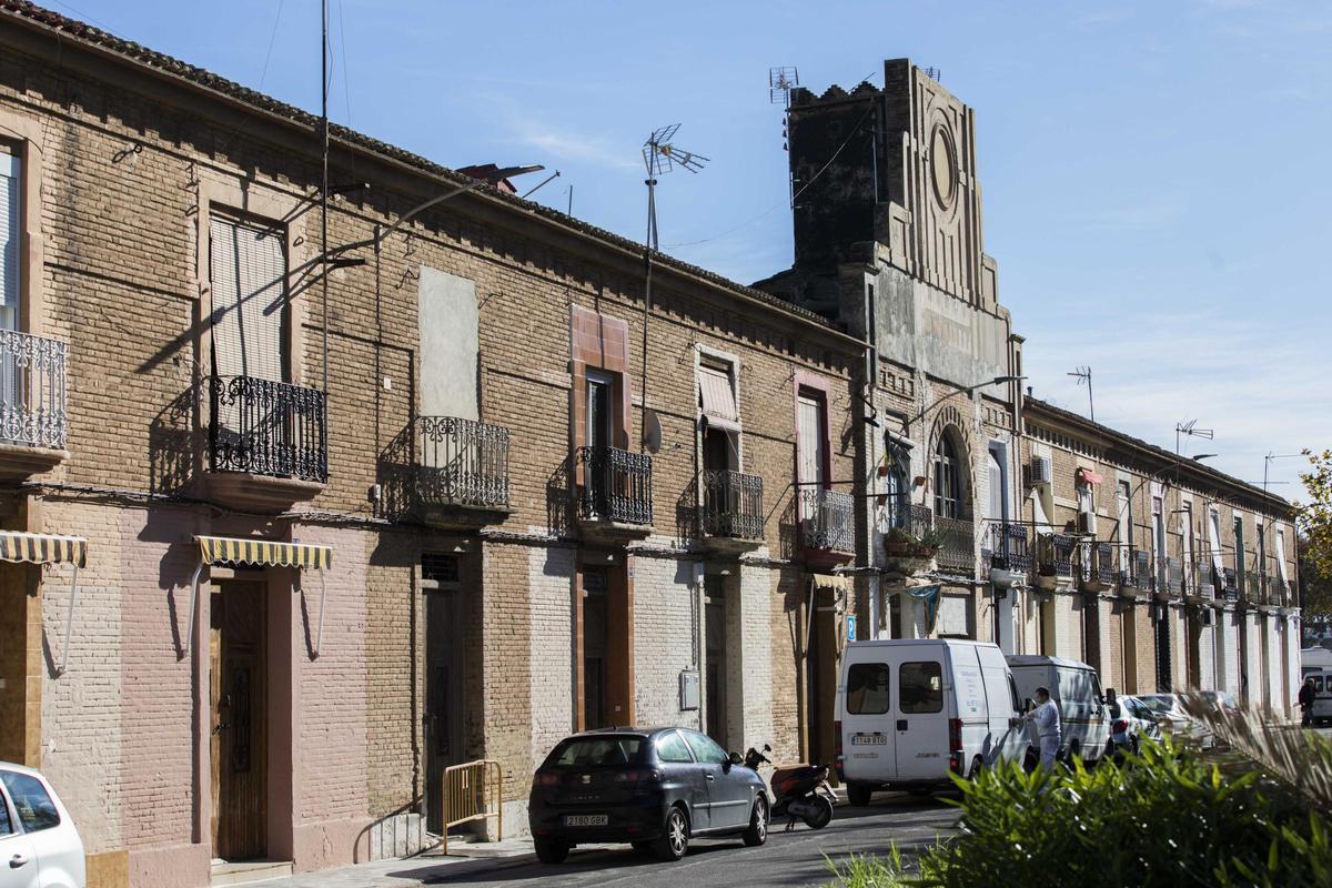 Exterior de la Lonja de Pescadores del Cabanyal