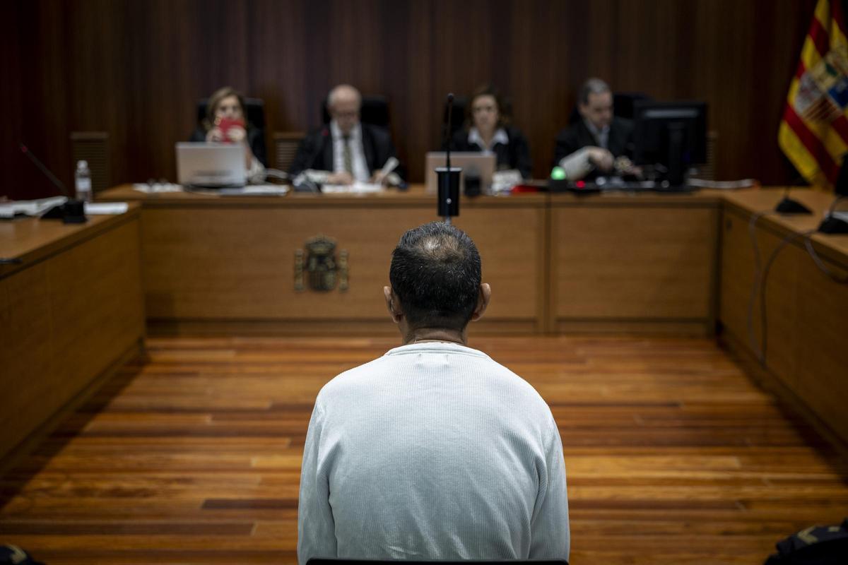 El acusado, Petru D., en el juicio celebrado este martes en la Audiencia Provincial de Zaragoza.