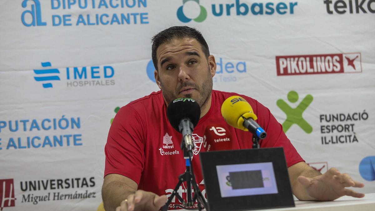 Joaquín Rocamora, durante una rueda de prensa.