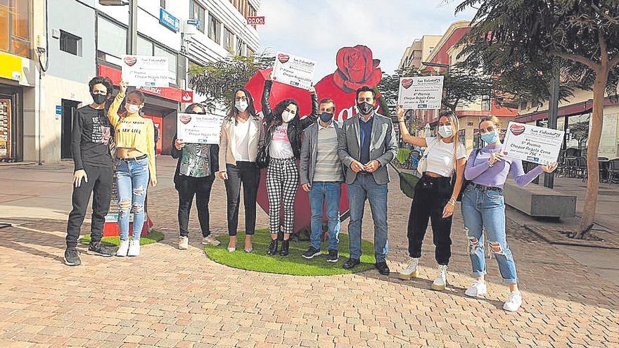 Foto de familia de la entrega de los premios del concurso insular.