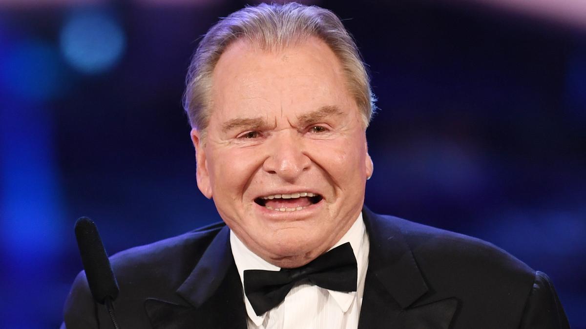 Fritz Wepper, Schauspieler, bei der Verleihung des Bayerischen Fernsehpreises im Prinzregententheater in München.