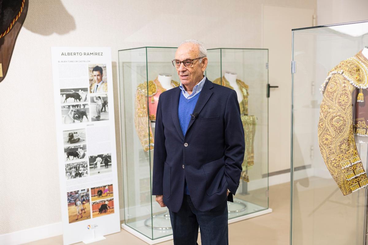 Visita de José Luis y Alberto Ramírez al Museu del Bou de Burriana