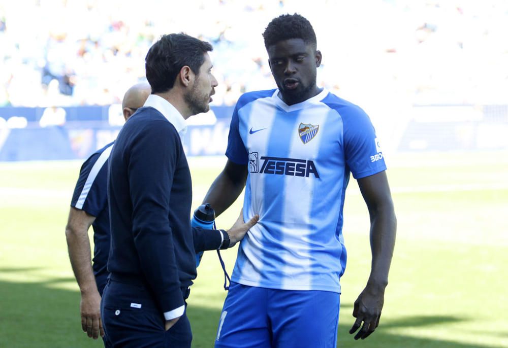 Un tanto de Leo Suárez a cinco minutos del final le da la victoria y los tres puntos al RCD Mallorca en su visita a La Rosaleda, en un duelo de aspirantes al ascenso a Primera División que comenzaban la jornada empatados a puntos.