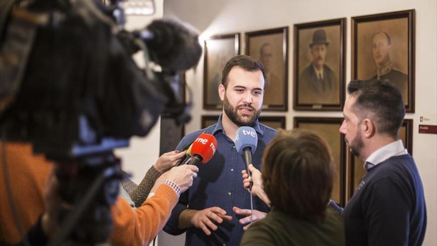 Salaya: «Si esto del templo budista se estropea, se estropeará aquí»