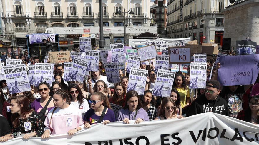 PSOE y Podemos acuerdan que las manifestaciones imprevistas no tengan que ser comunicadas