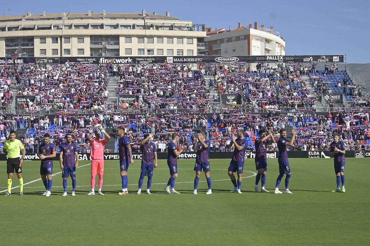 Eldense-Castellón: El Eldense sale malherido del vendaval (2-3)