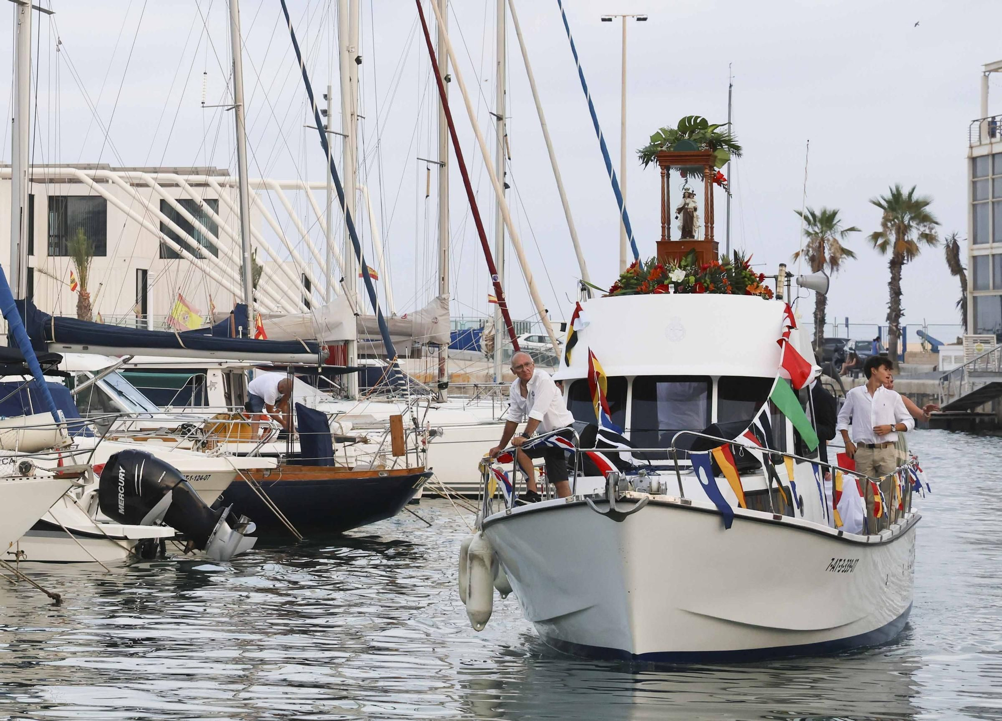 Así ha celebrado el Real Club de Regatas de Alicante la procesión de la Virgen del Carmen
