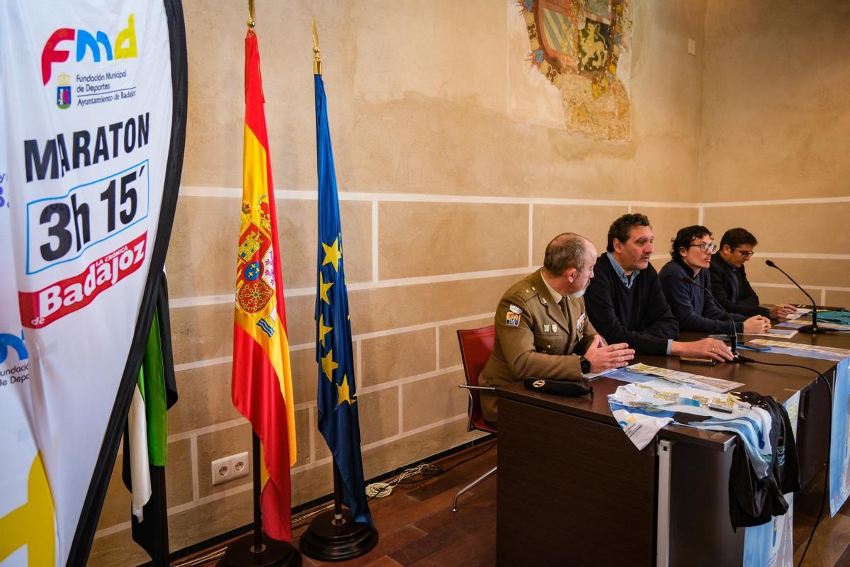 La presentación tuvo lugar ayer en las Casas Consistoriales.