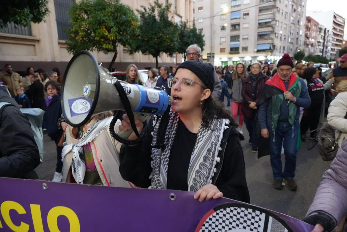Fotogalería | El 25N moviliza a Badajoz en una multitudinaria protesta contra la violencia de género