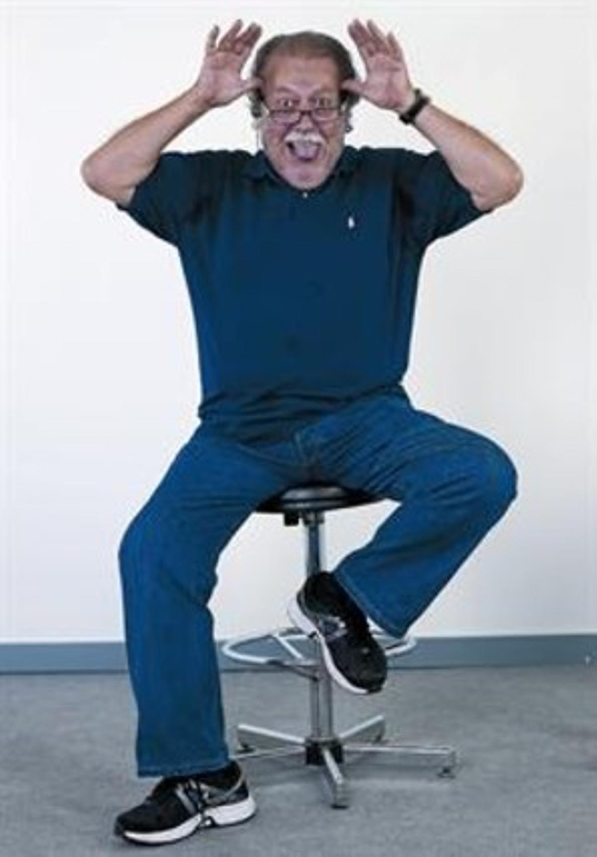 Óscar Nebreda, dijous passat. Es va jubilar el 2010, però el seu humor segueix intacte. Óscar Nebreda, dijous passat. Es va jubilar el 2010, però el seu humor segueix intacte.