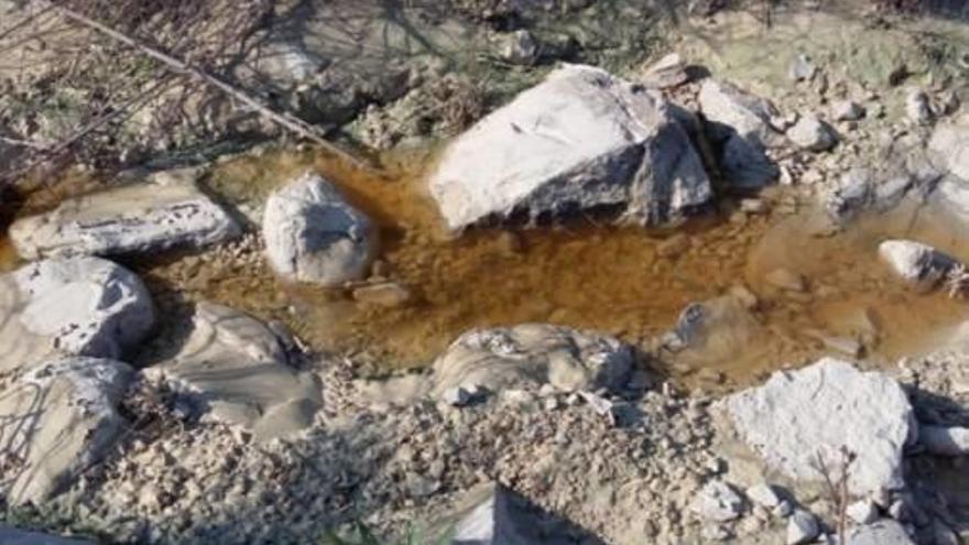 La CHJ multa a la planta de basuras por un vertido de aguas pluviales contaminadas