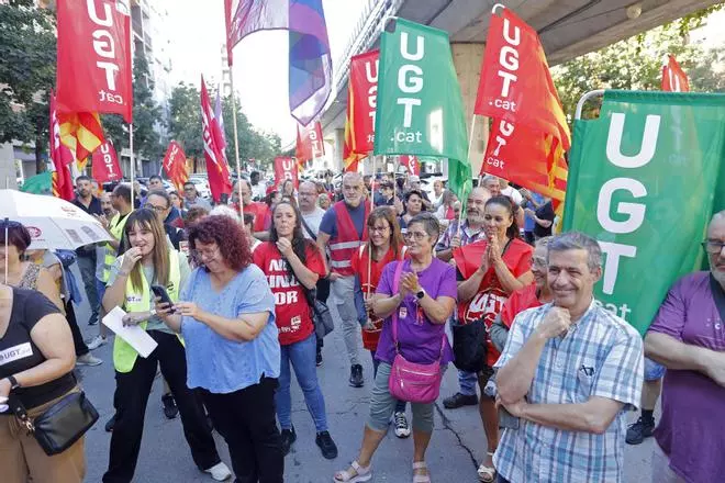Les imatges de la protesta dels sindicats per la reducció de jornada