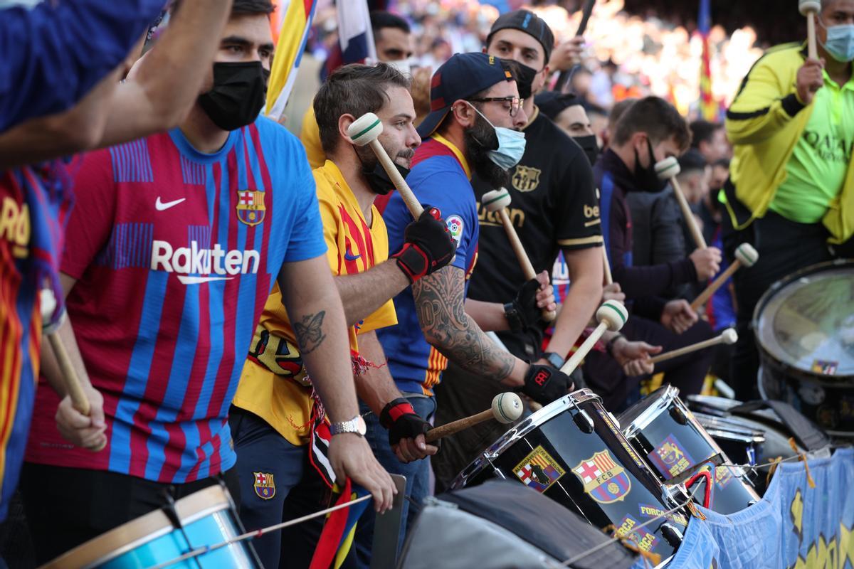 La afición vuelve al Camp Nou para vivir un Barça - Real Madrid.