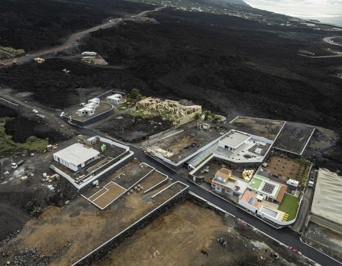 Reconstrucción sobre la lava|ED