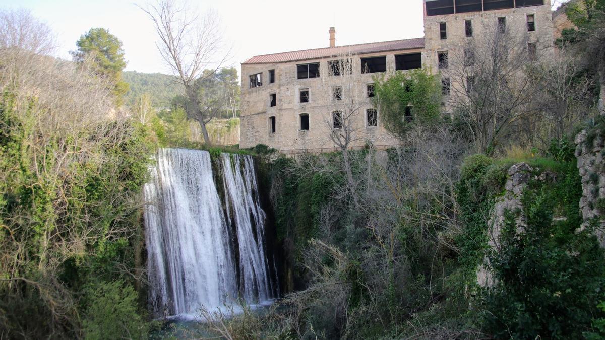 Imagen de la Fàbrica dels Solers, en el conjunto de arqueología industrial de El Molinar de Alcoy.