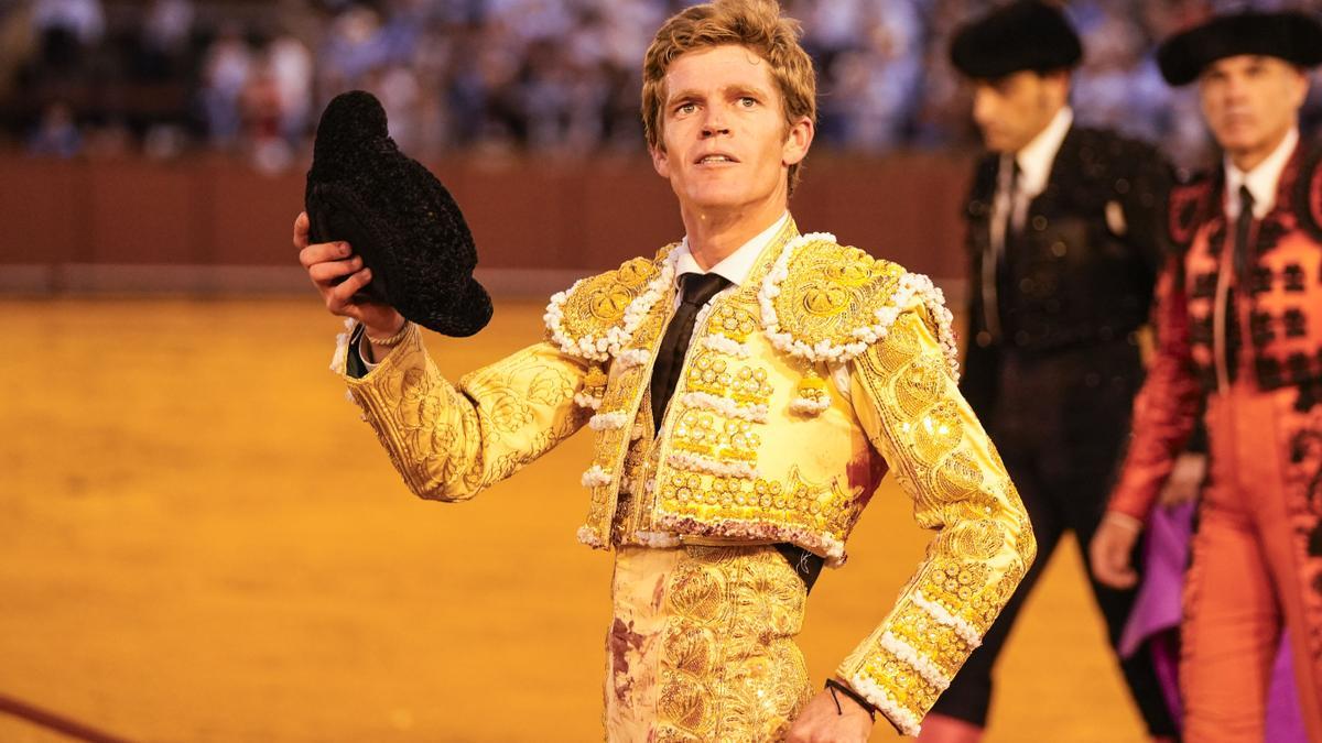 Borja Jimenez durante el segundo festejo de San Miguel en la Real Maestranza de Caballería en Sevilla