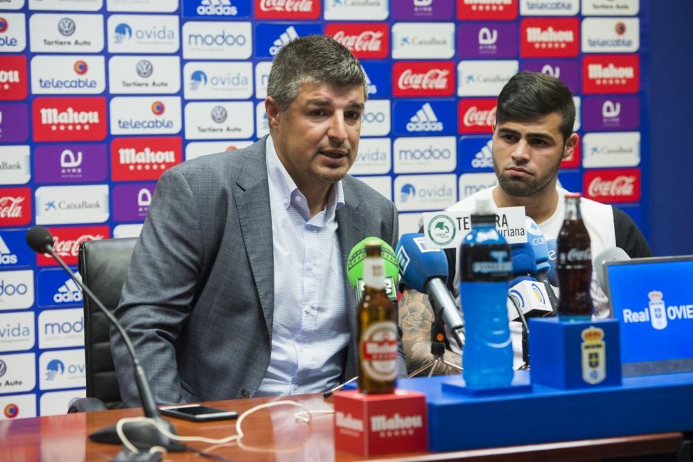 Presentación de Martín Alaníz como nuevo jugador del Real Oviedo