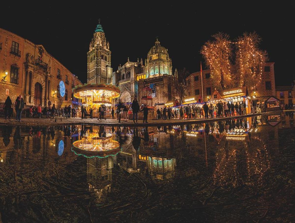 La plaza del Ayuntamiento de Toledo celebrando la Navidad en años anteriores