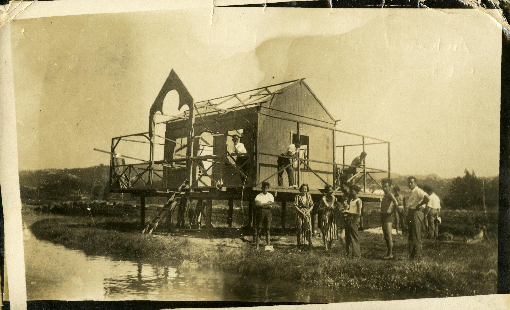 La Diputación publica 200 fotos históricas del vigués Natalio Abad