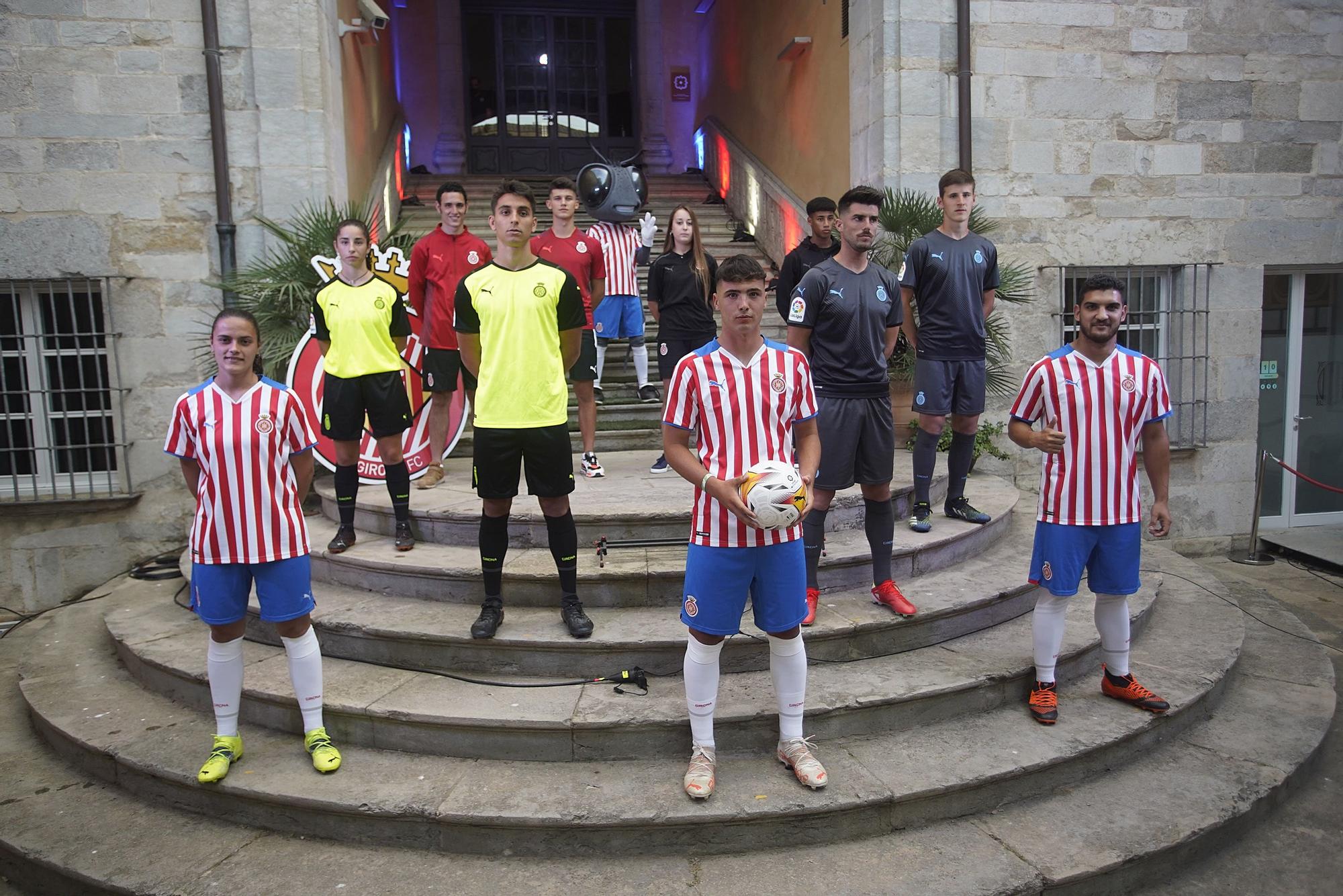 El Girona presenta les equipacions per la temporada 2021-22