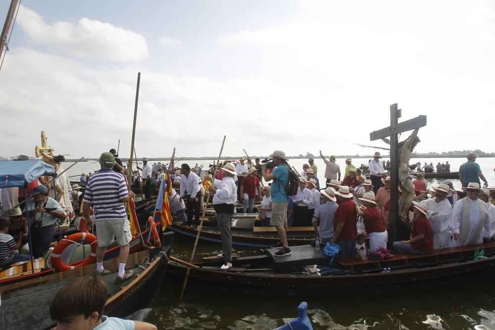 Encuentro de los Cristos de El Palmar, Catarroja, Silla y Massanassa en el Lago de la Albufera