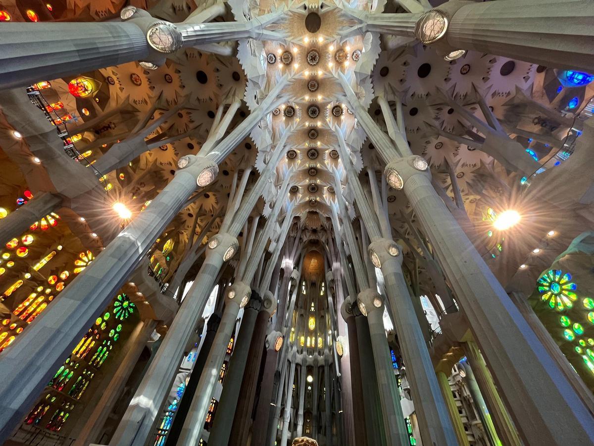Sagrada Família, a tres meses de alcanzar su cima