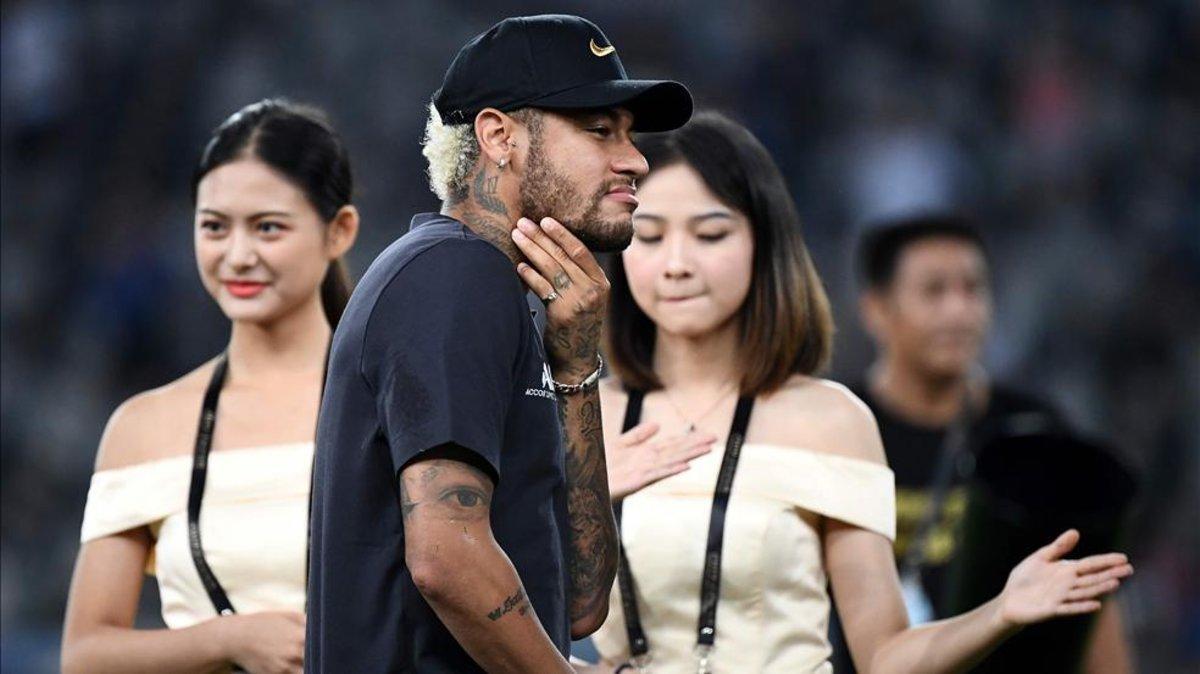 Neymar espera salir este verano del PSG